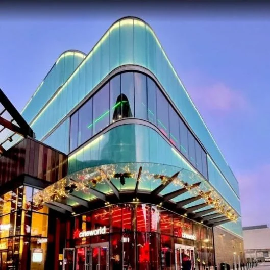 Bracknell regeneration — Curved illuminated building exterior